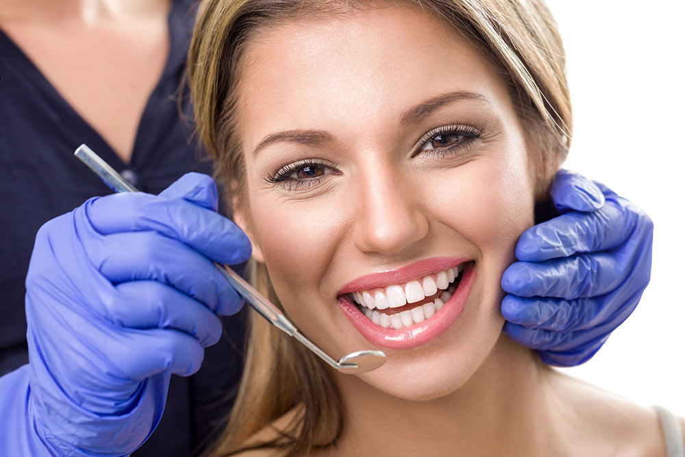 Quante e quale tecniche chirurgiche di implantologia dentale esistono?